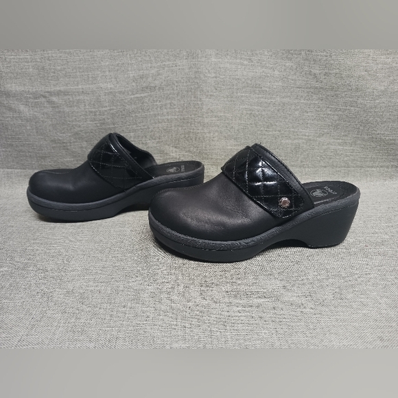 Crocs clogs good condition women's size 8 - Picture 2 of 9